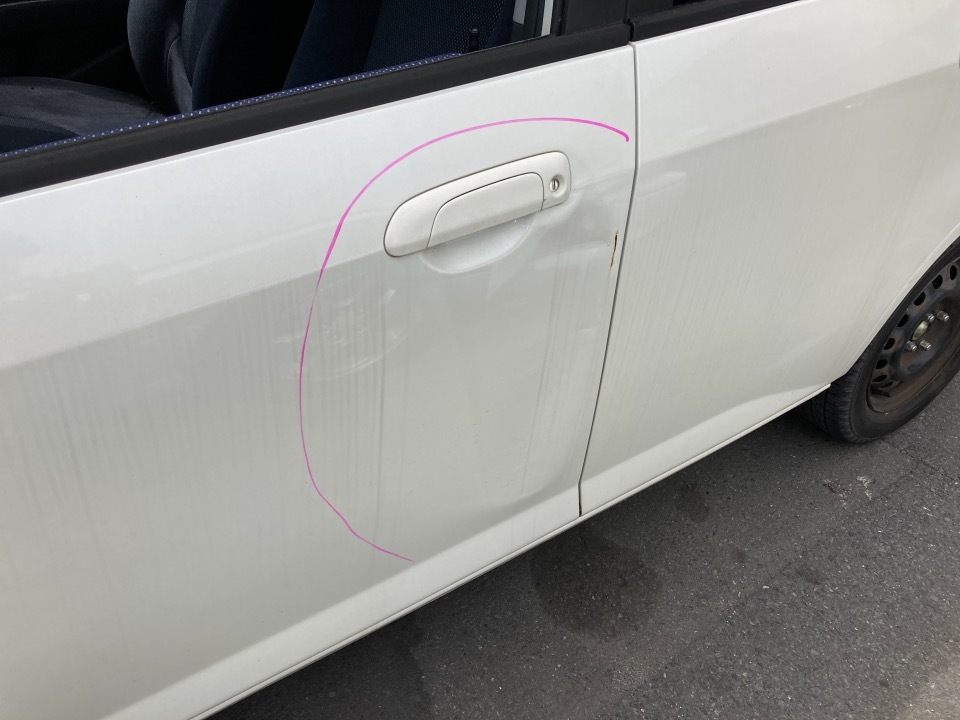 フィット LA-GD3 フロント 右 ドア B92P 67010-SAA-000ZZ 中古中古部品 フィット GP5 右ﾌﾛﾝﾄﾄﾞｱ 3330530100