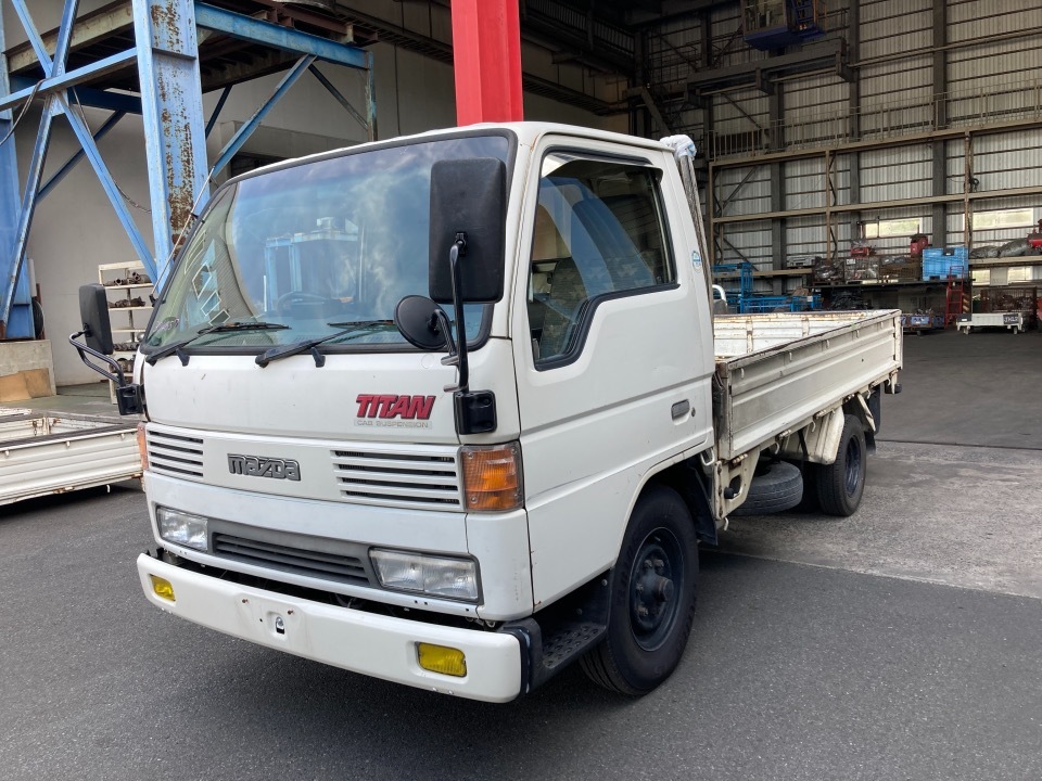 マツダタイタン tt_4wd_hero.jpg
