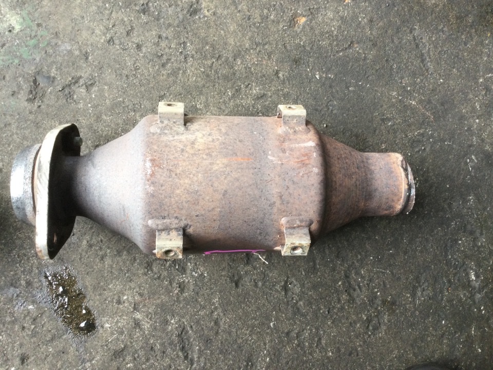 触媒　コンバータ　ADバン　VZNY12 触媒 コンバータ ADバン VZNY12 2025年最新】Yahoo!オークション