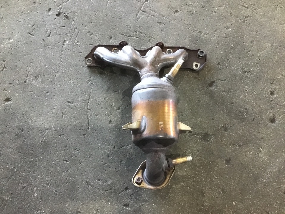 ソリオ K12B 触媒 スズキ MA15S 85L-C02 DBA-MA15S 85L-CO2 素材用