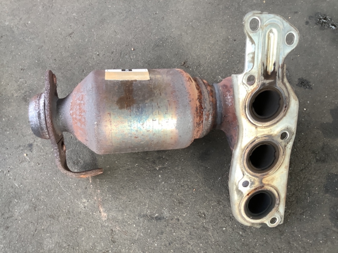 日産 NV200 触媒 （NV200バネット触媒 （中古】VM20 NV200