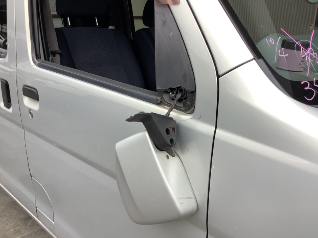 ダイハツ　ハイゼット　DX　AT ダイハツ ハイゼットカーゴ DX AT ナビ TVの中古車｜グー