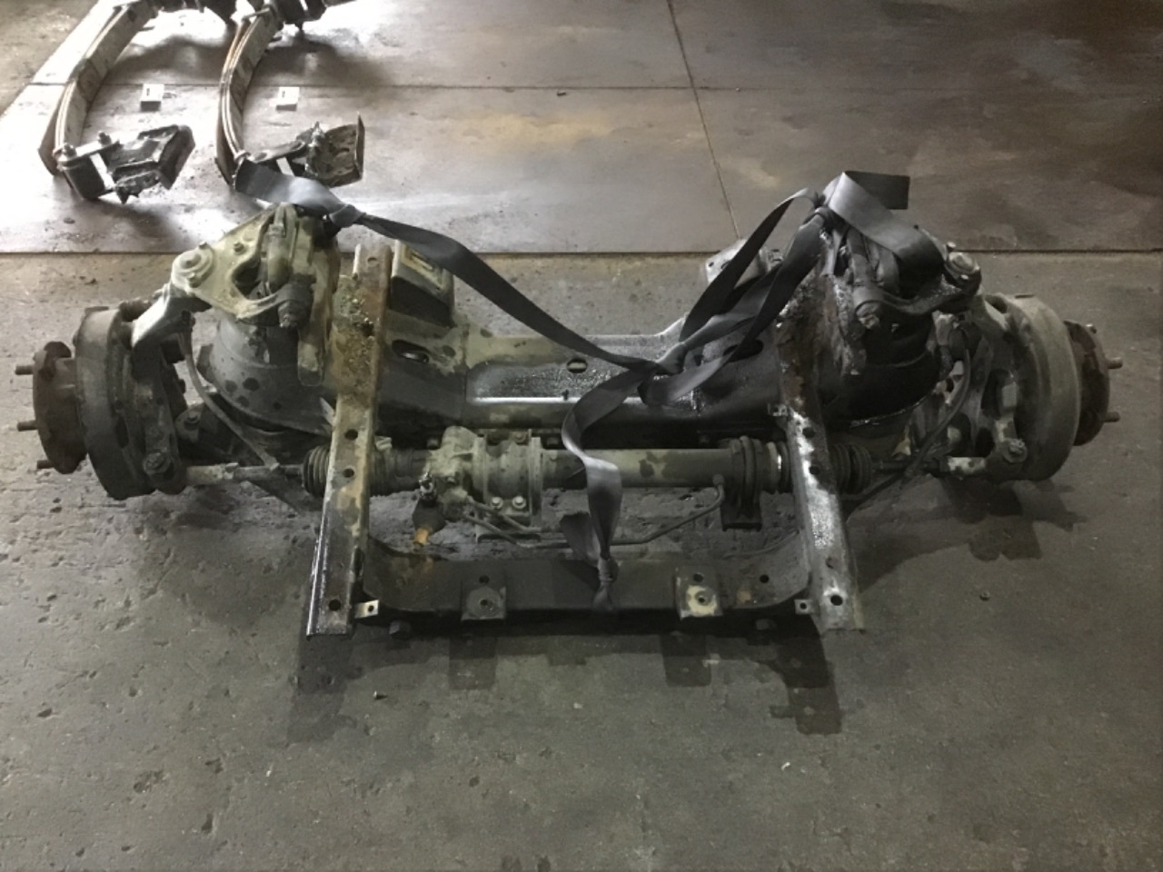 GAPRAS FRONT AXLE ASSY - Canter - Product detail - SP341082_290