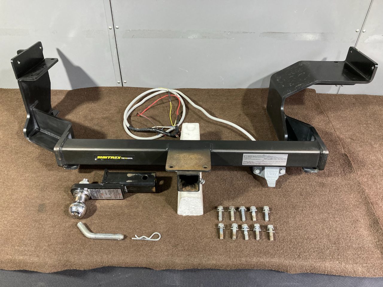 デリカ　ヒッチメンバー SOREX ヒッチメンバー デリカ D5 ステンレス MI-056 ソレックス