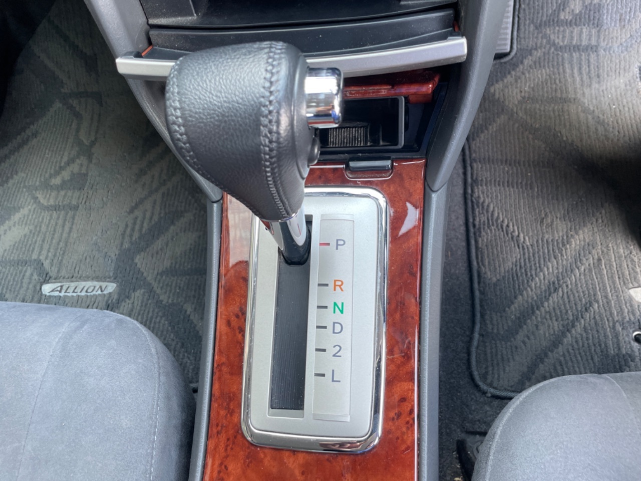 アリオン　NZT240　ボンネット　【13188480】