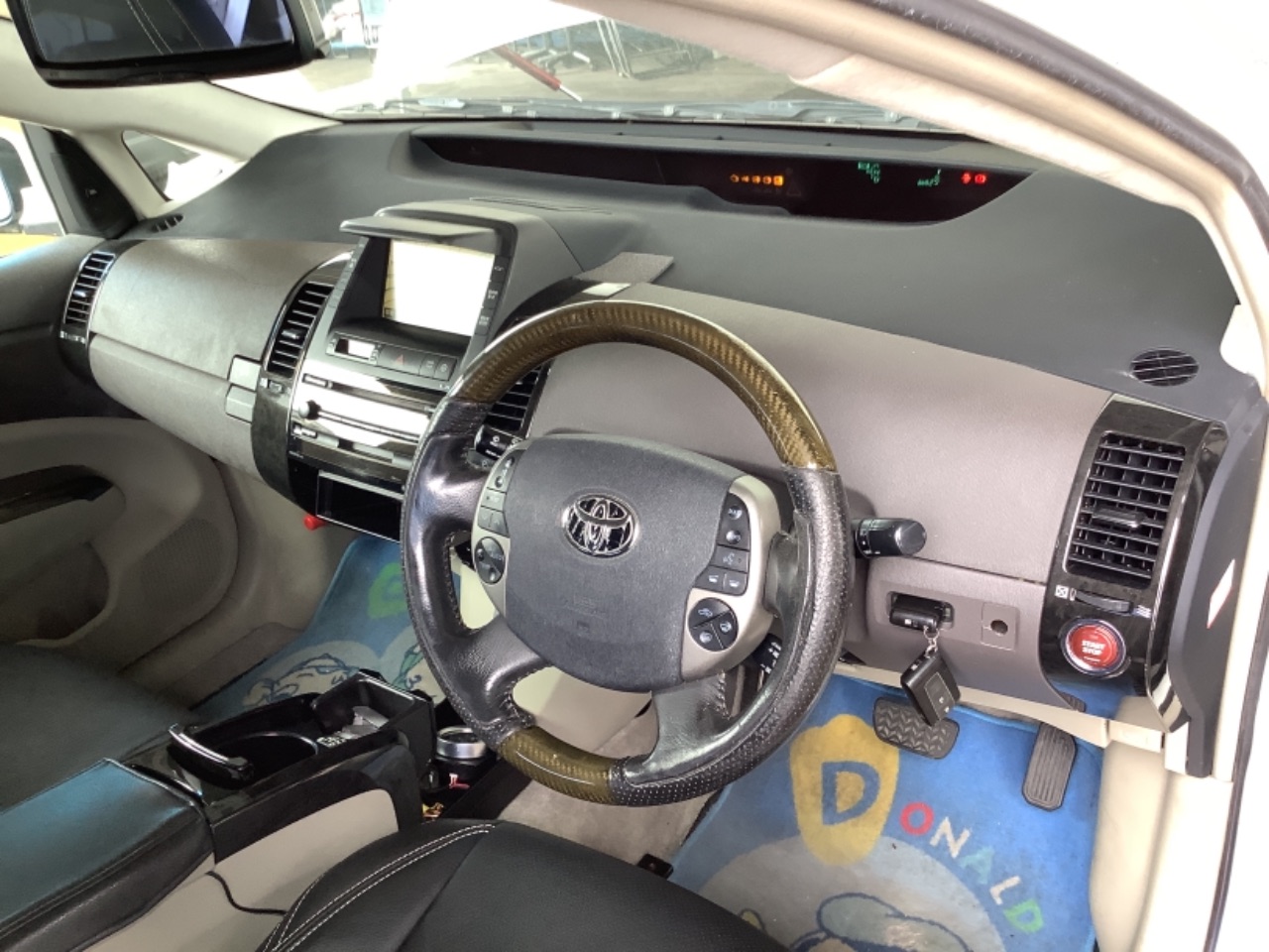 ★　トヨタ　プリウス　NHW20　エンジン　ミッション　★