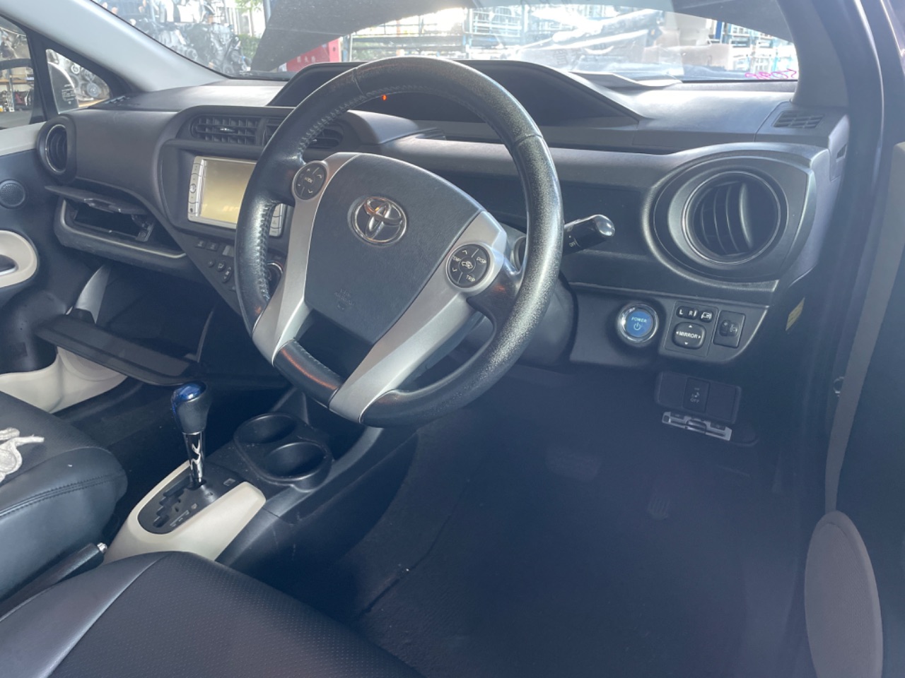 GAPRAS TOYOTA AQUA - Product detail - SP355098