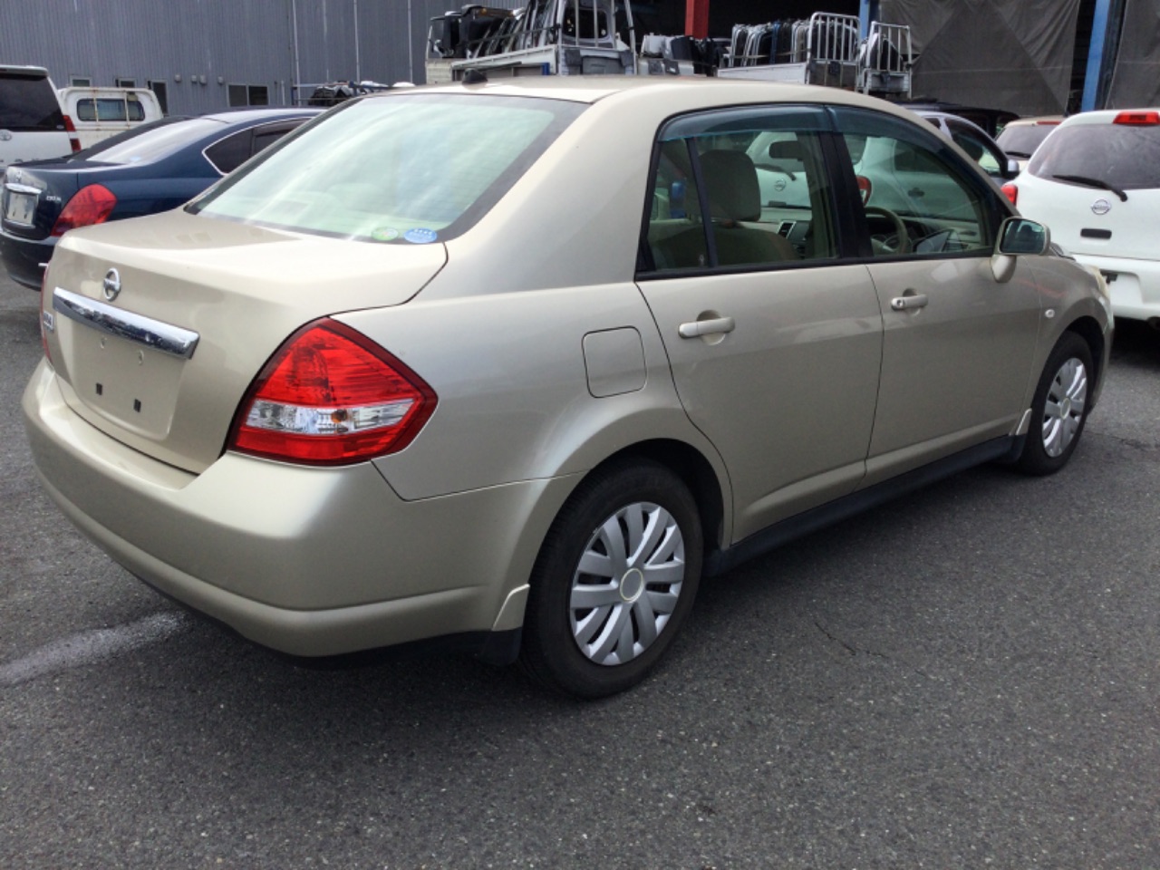 GAPRAS 日産 ティーダラティオ - 商品詳細 - SP356658