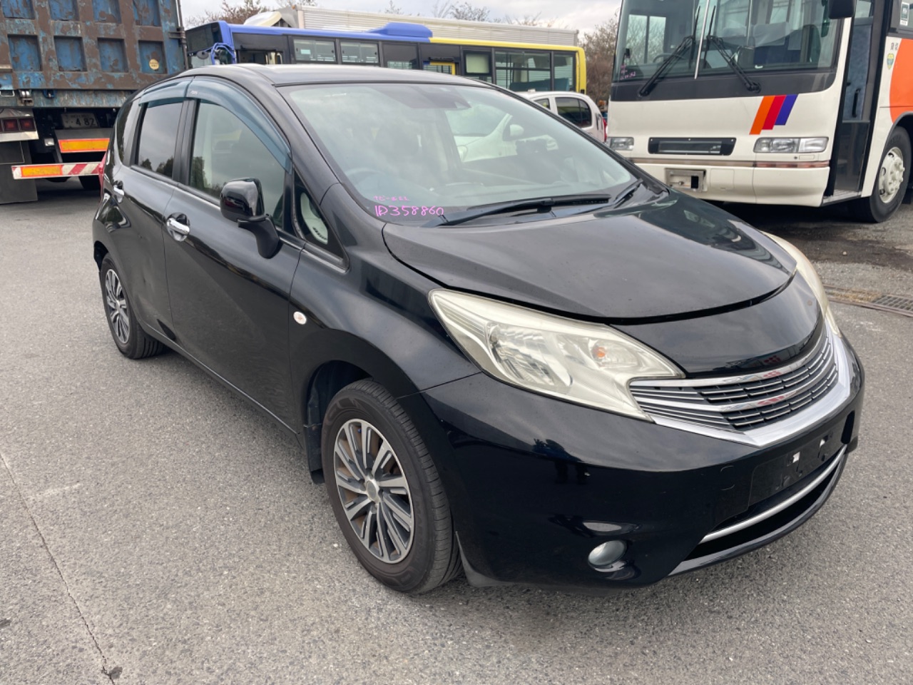 GAPRAS 日産 ノート - 商品詳細 - SP358860