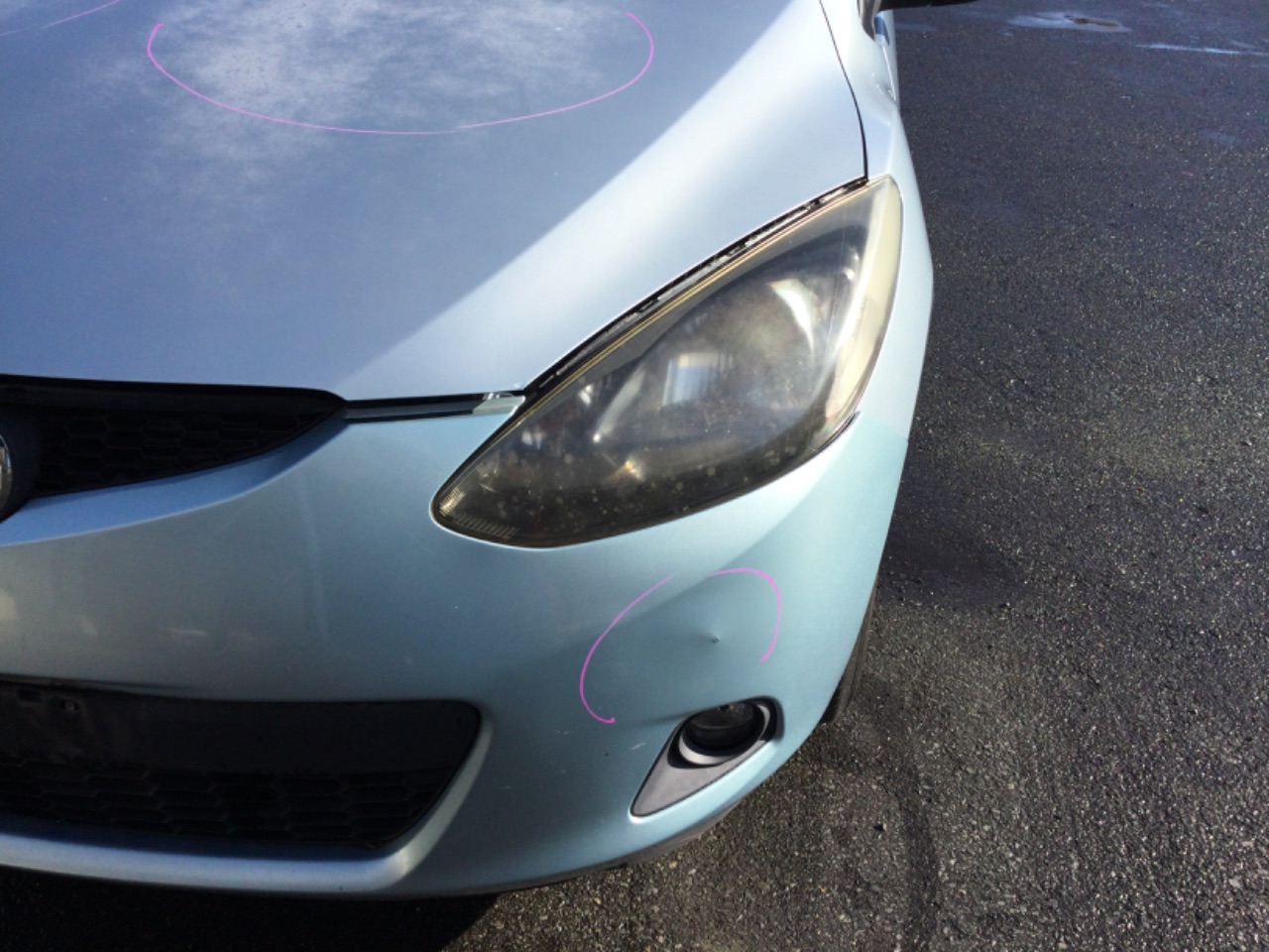 デミオ DBA-DE3FS 左 フェンダー フロント 33Y D651-52-211B デミオ[DE3FS]フロント左フェンダー 28W紫