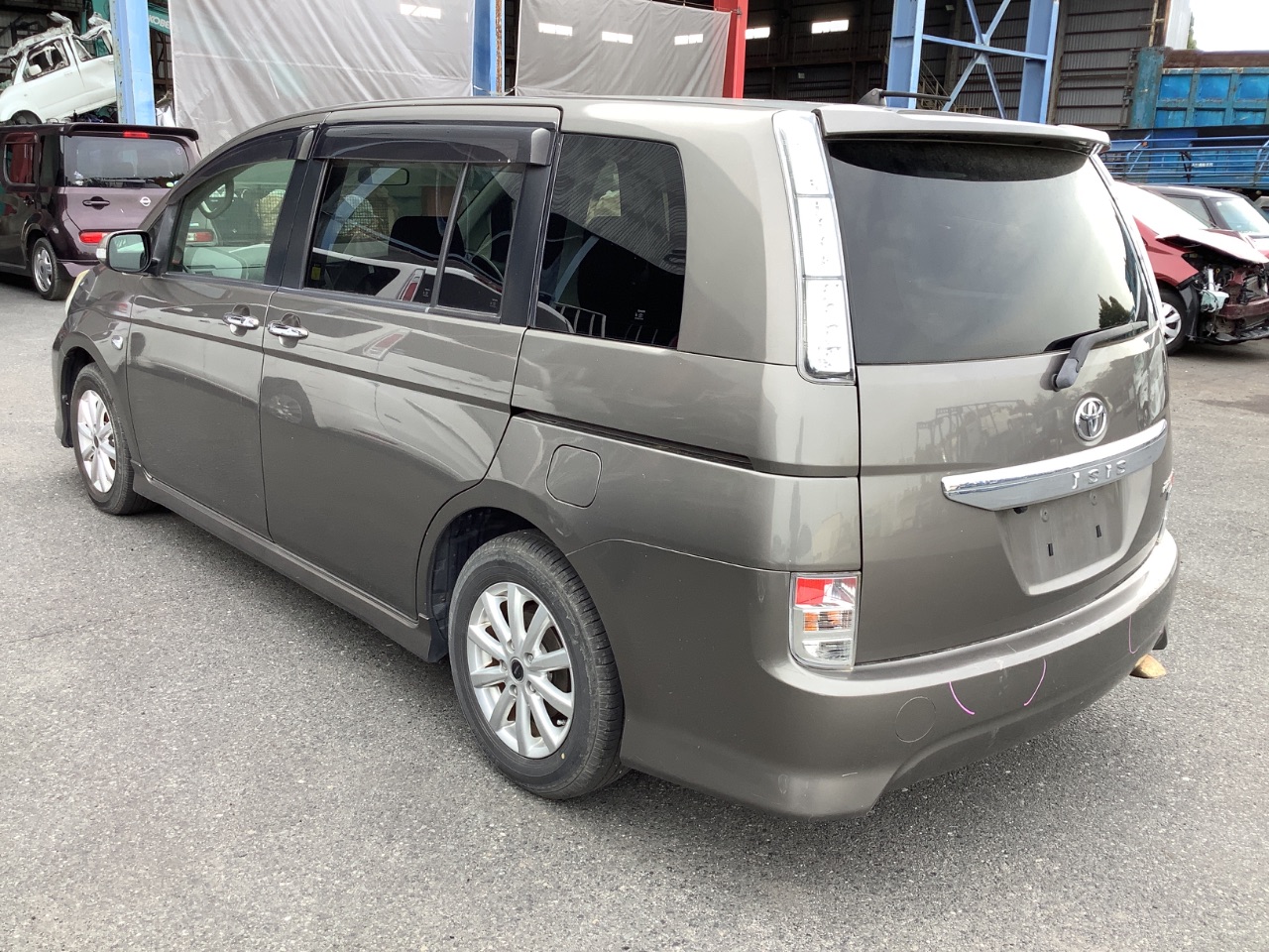 TOYOTA ISIS（シルバー) ディスプレイモデル GAPRAS TOYOTA Isis - Product detail - SP364521