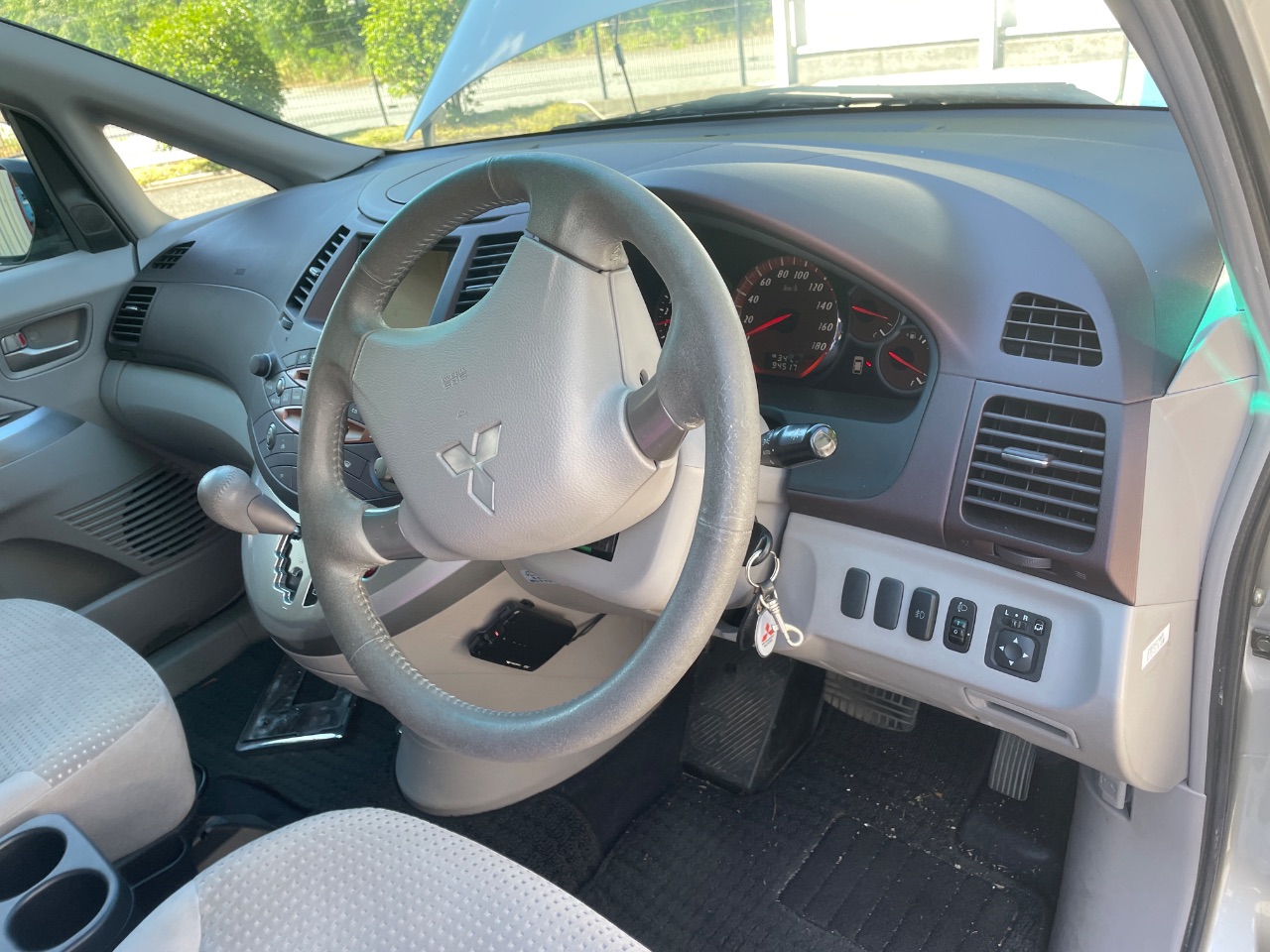 GAPRAS MITSUBISHI Grandis - Product detail - SP365834