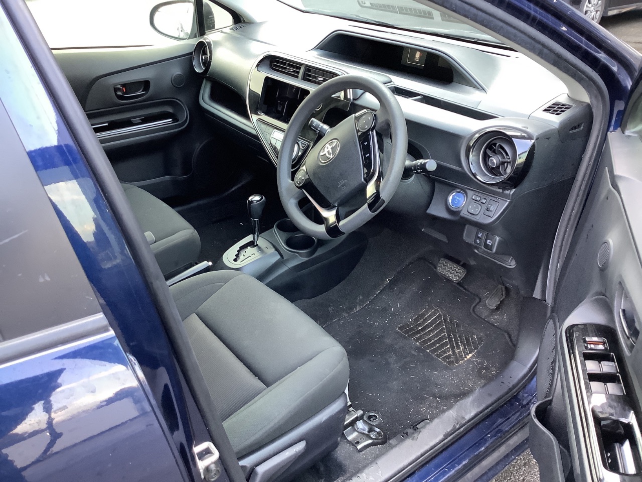 GAPRAS TOYOTA AQUA - Product detail - SP376268