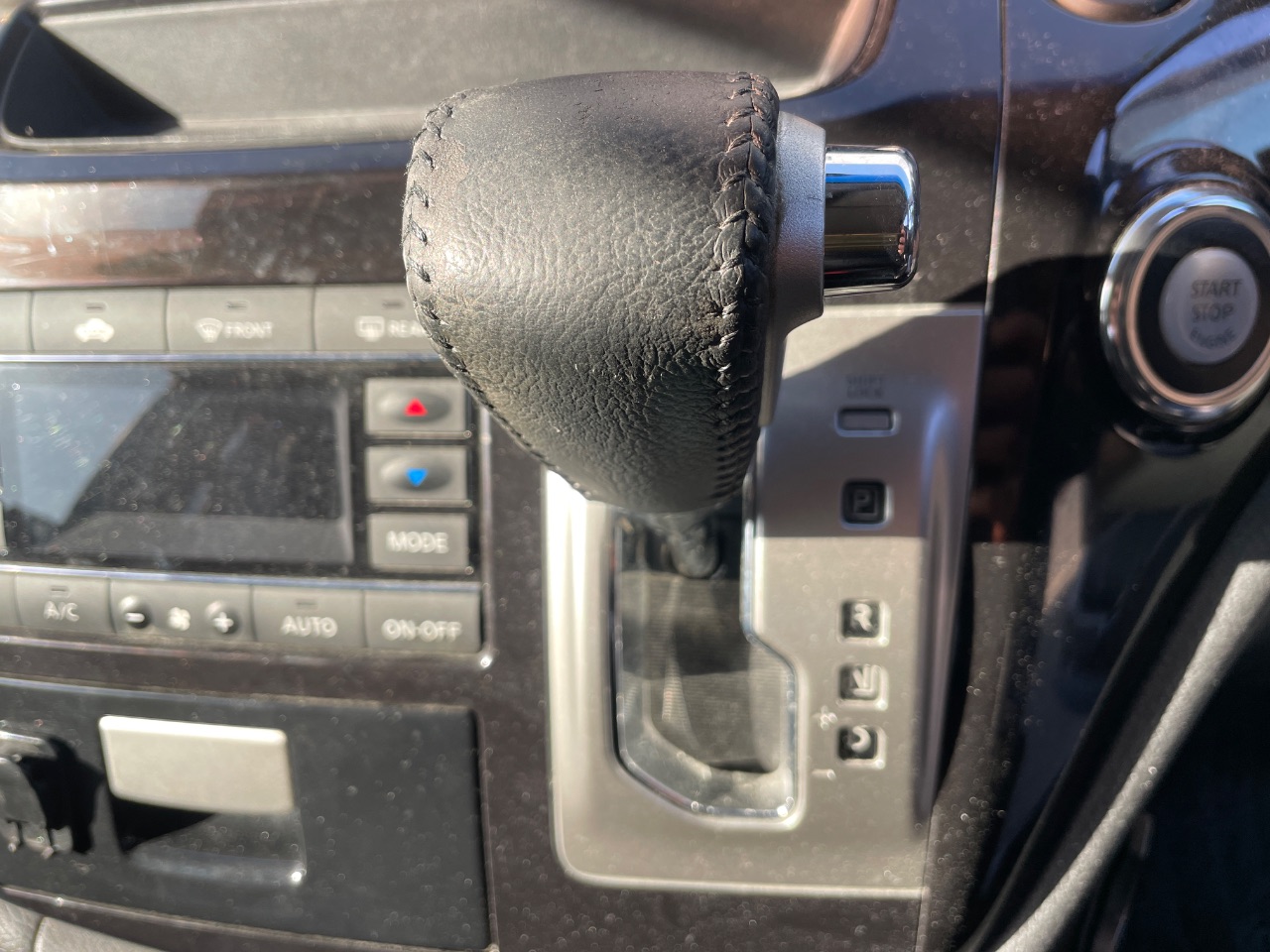 GAPRAS 日産 エルグランド - 商品詳細 - SP377336