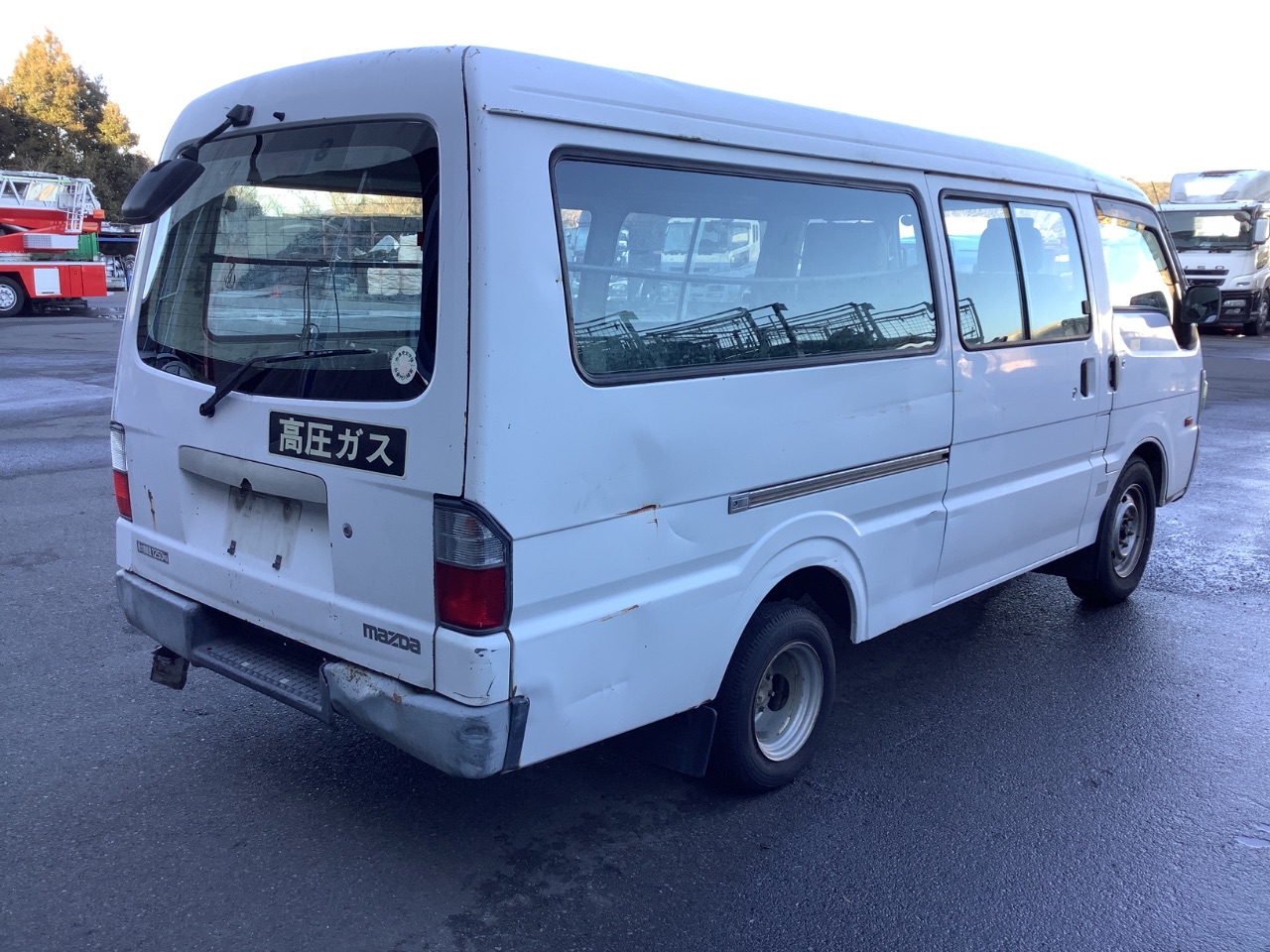 マツダ ボンゴブローニィバン 型式(KR-SKF6V) 年式(2005年11月-2007年8 