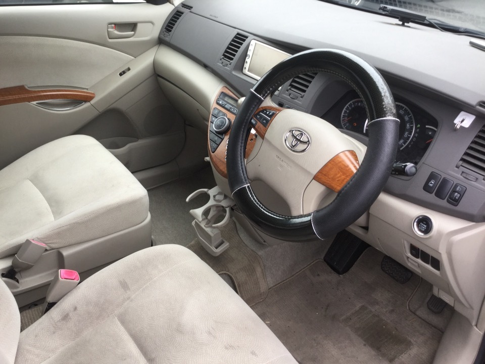 TOYOTA ISIS（シルバー) ディスプレイモデル TOYOTA ISIS（シルバー) ディスプレイモデル
